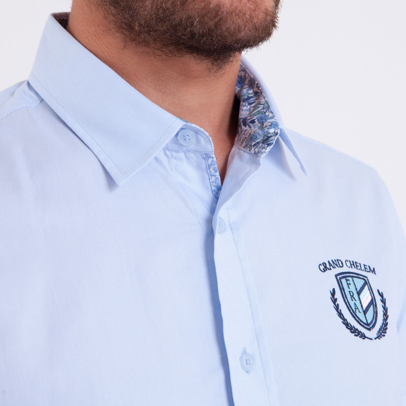 Chemise manches courtes écusson brodé