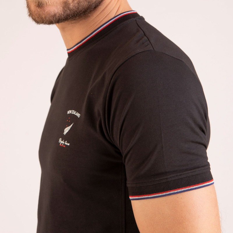 Tee-shirt uni aux bord-côtes tricolores