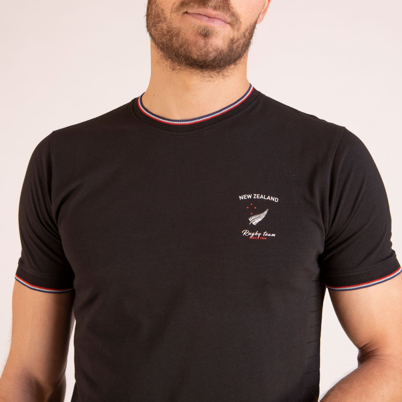 Tee-shirt uni aux bord-côtes tricolores