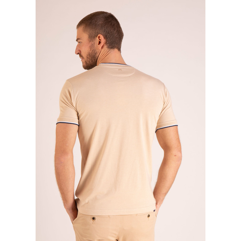Tee-shirt uni à logo écusson