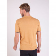 T-shirt à écusson brodé