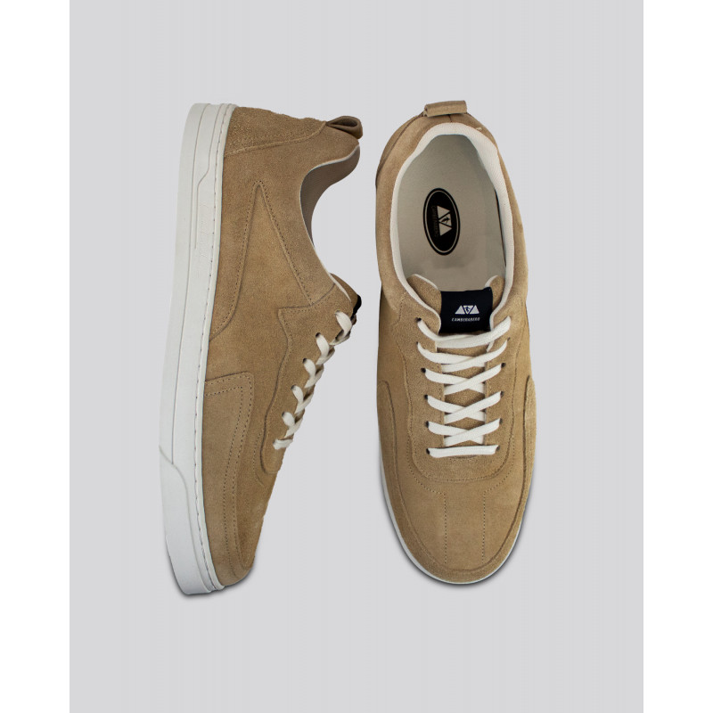 Baskets en cuir beige