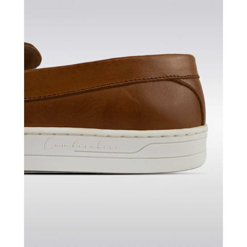 Mocassins en cuir camel