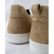 Baskets en cuir beige