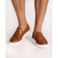 Mocassins en cuir camel