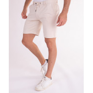 Short uni à taille élastique et cordon de serrage