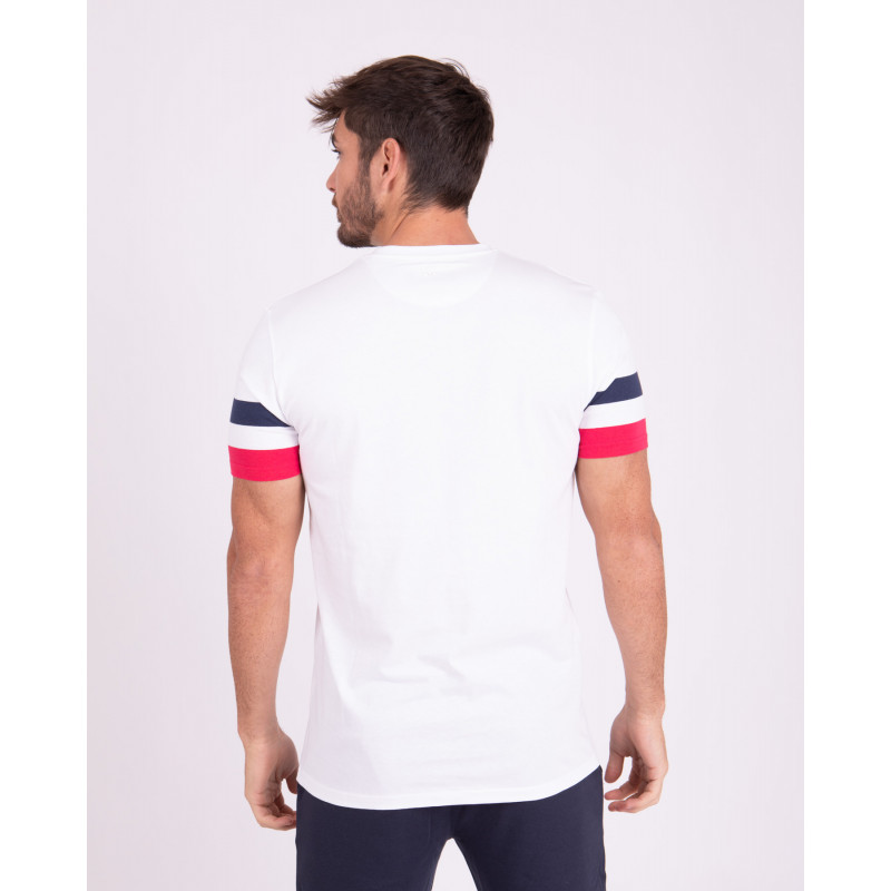 T-shirt avec bandes tricolores sur les manches
