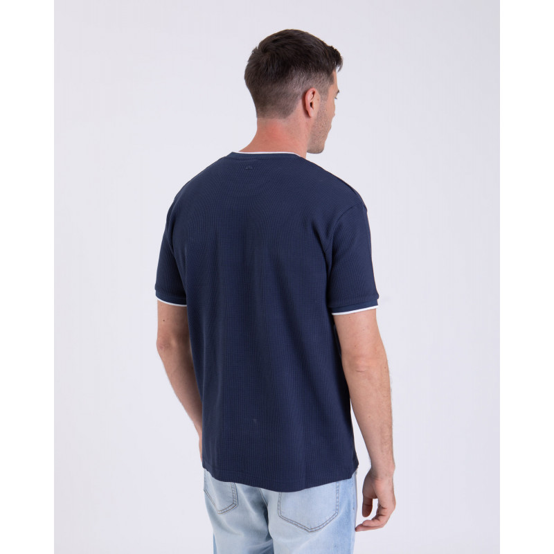 T-shirt manches courtes avec écusson brodé